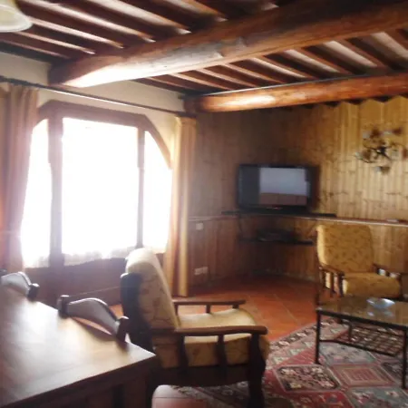 Farm stay Agriturismo Il Poggiarello Siena